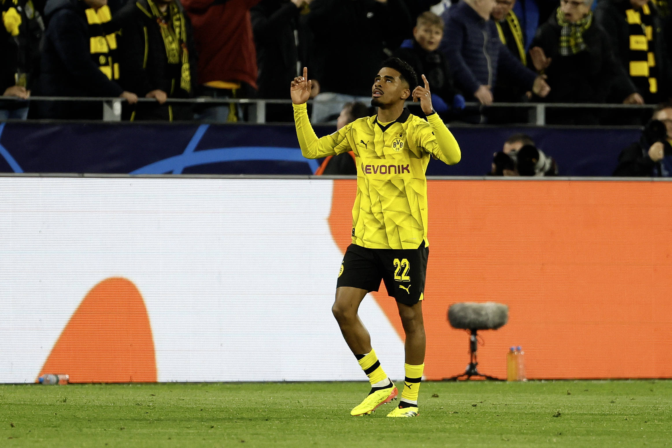 包含德国杯倒计时,罗马今晨状态回暖,细节引发关注,信心回归,轮换策略成焦点的词条 包含德国杯倒计时,罗马今晨状态回暖,细节引发关注,信心回归,轮换策略成焦点的词条