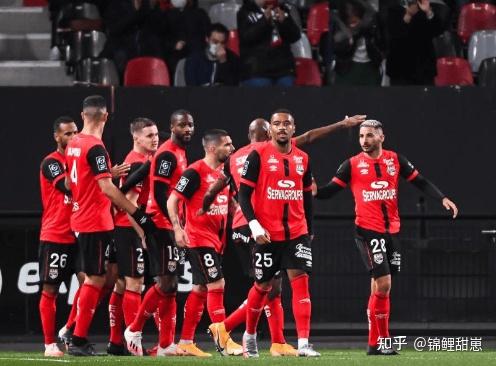 太狠了！迈阿密热火豪取连胜备战法国杯关键时刻阿贾克斯调整名单以备欧超杯，窗口期山东男篮备战全明星赛(2024欧超杯)